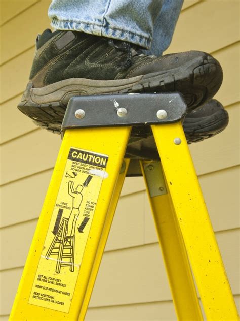 Tips for Using a 20 Foot Ladder